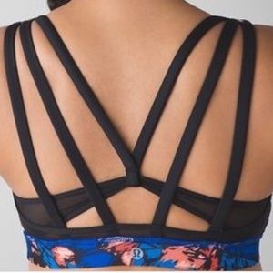 Lululemon Exhale Strappy Mesh Sport Bra Like NEW